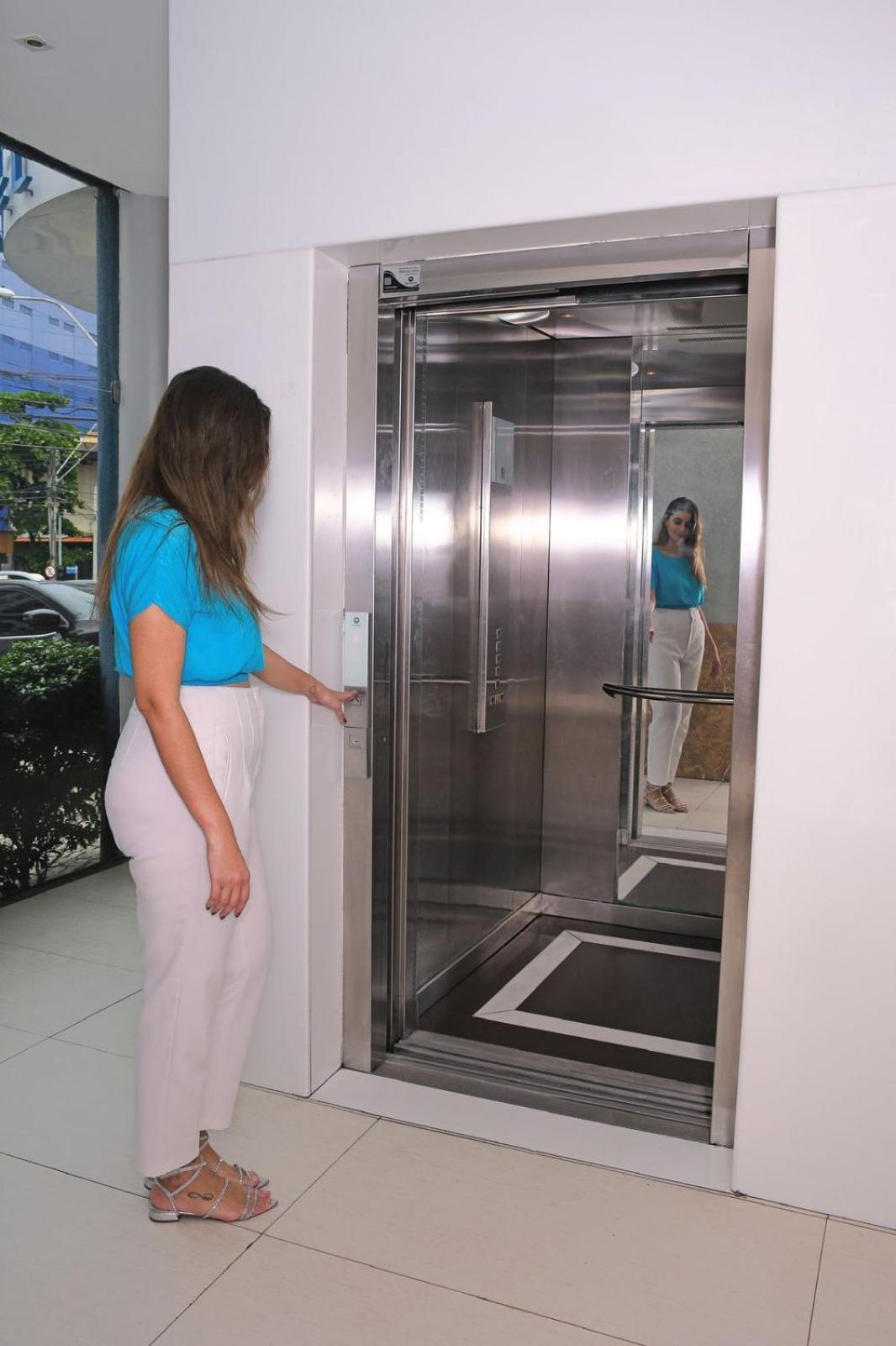Hotel Aquarius 3*
